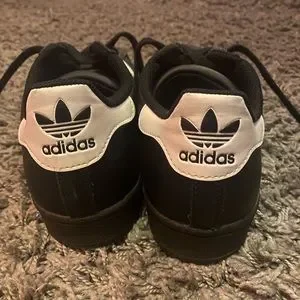 adidas | Shoes | Selling Black Superstar Adidas Size8 Used A  display picture 1